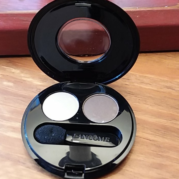 2/$15 Lancome Eyeshadows - Picture 3 of 3